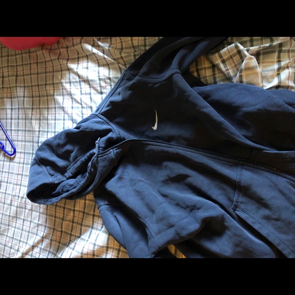 womens jackets and hoodies shoot offer